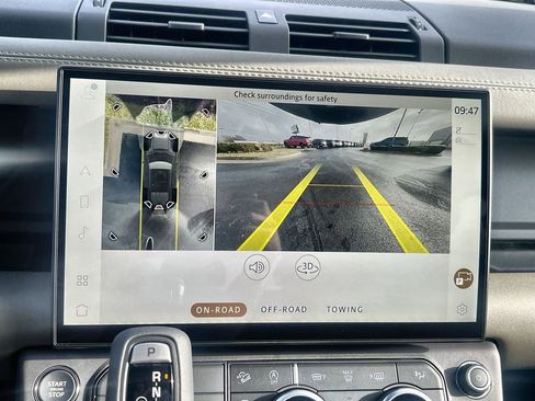 Used 2026 Land Rover Defender 110 S image 26