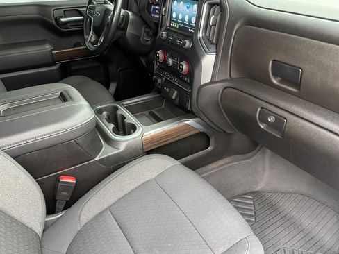 Used 2021 Chevrolet Silverado 1500 LT Trail Boss w/ Bed Protection Package AWD/4WD image 12