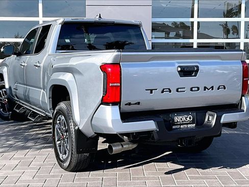 Used 2026 Toyota Tacoma TRD Sport AWD/4WD image 12