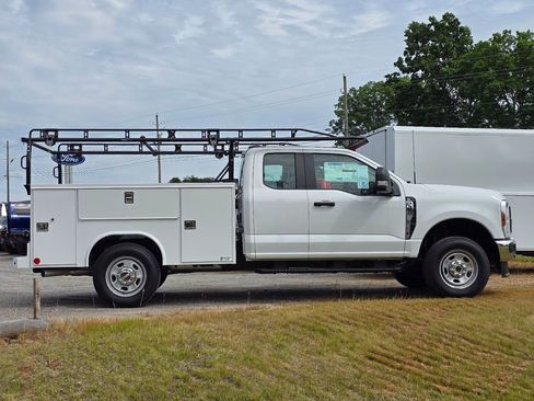 New 2026 Ford F350 XL w/ XL Chrome Package AWD/4WD image 30