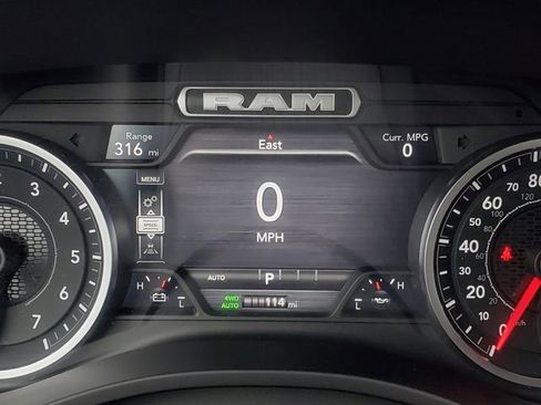 New 2026 RAM 1500 4x4 Crew Cab image 15