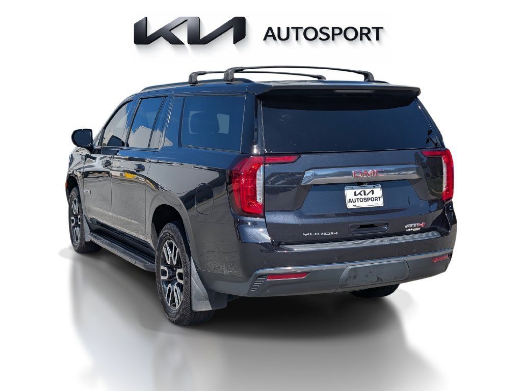 Used 2024 GMC Yukon XL AT4 AWD/4WD image 9