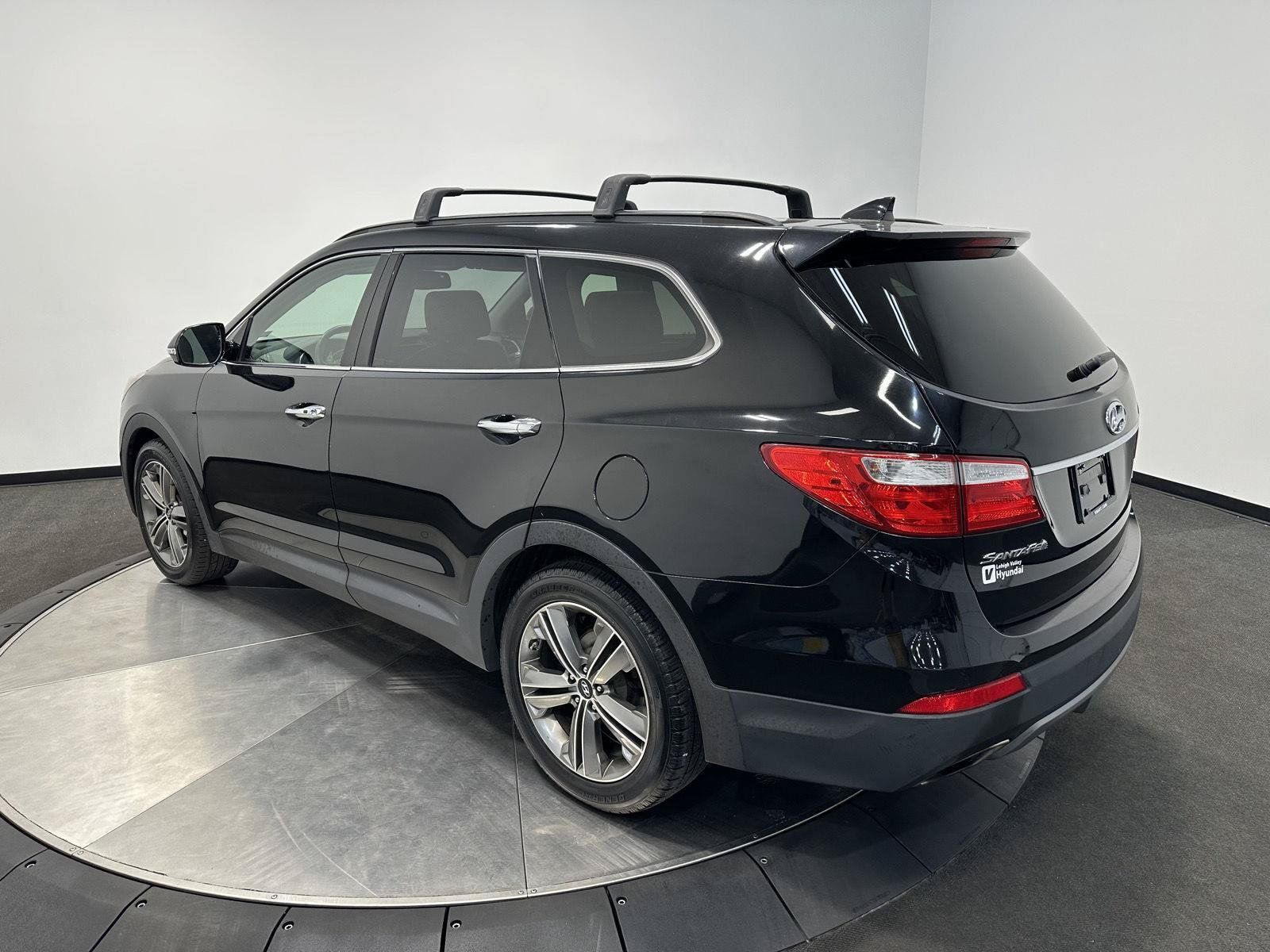Used 2013 Hyundai Santa Fe Limited w/ Technology Pkg AWD/4WD image 5