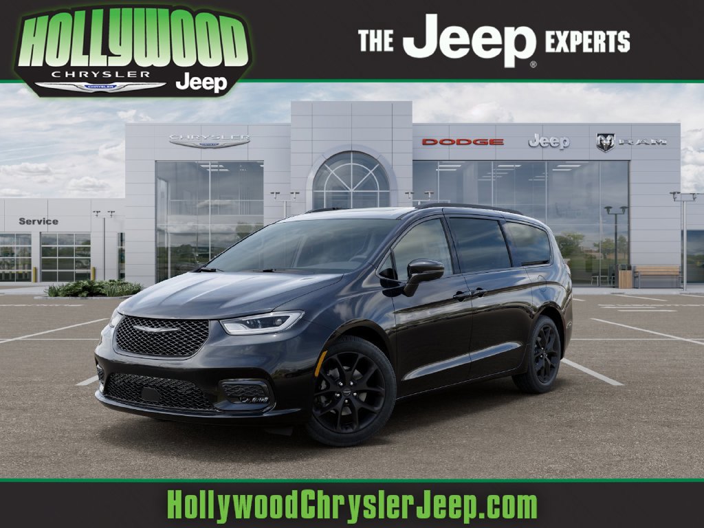 New 2026 Chrysler Pacifica Limited w/ S Appearance Package FWD 360° Tour