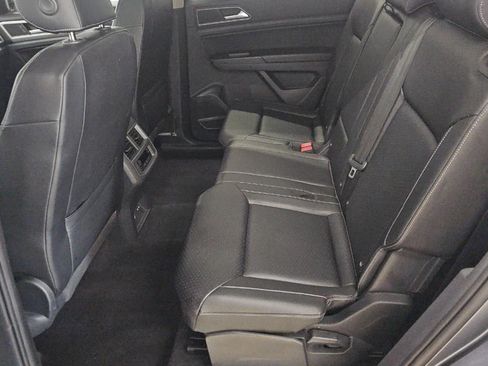 Used 2019 Volkswagen Atlas SEL R-Line AWD/4WD image 12
