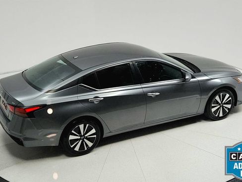 Used 2022 Nissan Altima 2.5 SV FWD image 22