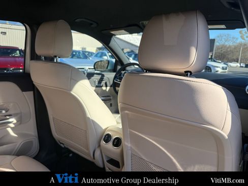 Certified 2023 Mercedes-Benz GLA 250 4MATIC image 26