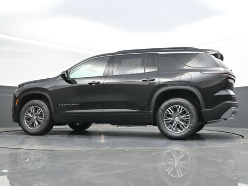 New 2026 Chevrolet Traverse LT w/ Driver Confidence Package AWD/4WD image 35