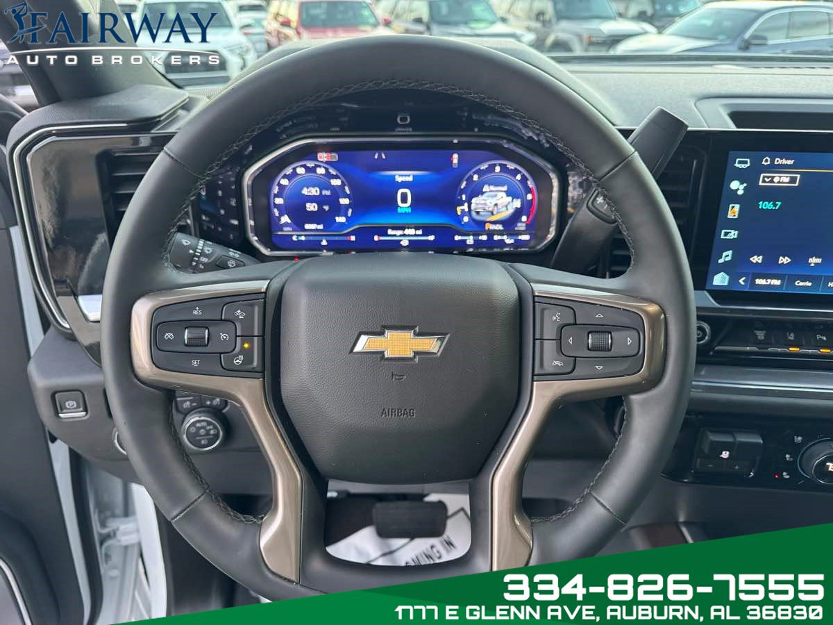 Used 2024 Chevrolet Silverado 2500 High Country w/ High Country Premium Package AWD/4WD image 17