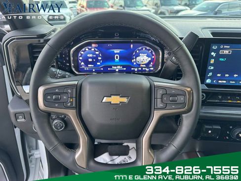 Used 2024 Chevrolet Silverado 2500 High Country w/ High Country Premium Package AWD/4WD image 17