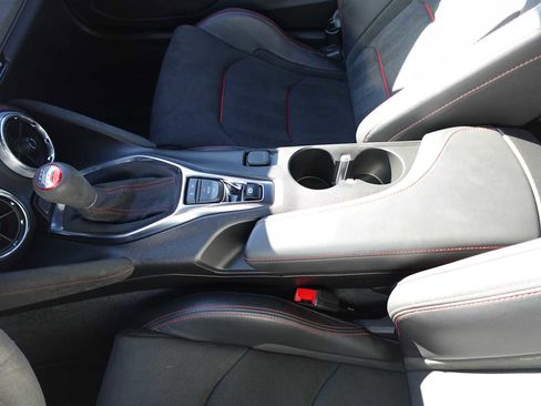 Used 2019 Chevrolet Camaro ZL1 image 30