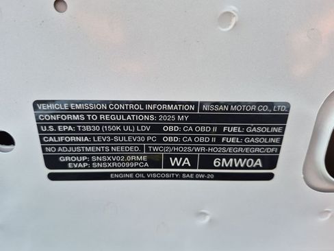 Used 2025 Nissan Sentra SV FWD image 25