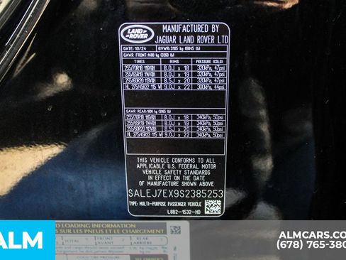 Used 2025 Land Rover Defender 110 S AWD/4WD image 38