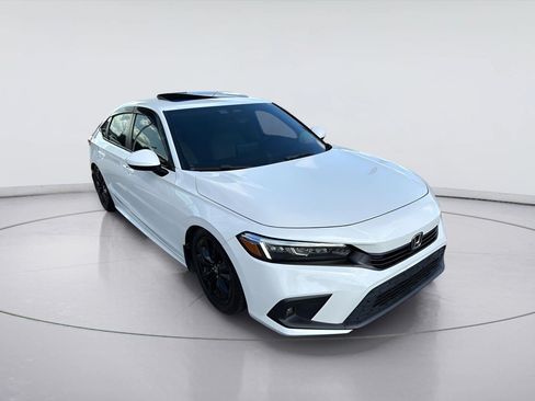 Used 2023 Honda Civic EX image 2