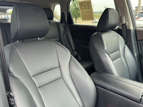 Used 2023 Nissan Rogue SV w/ SV Premium B Package image 24