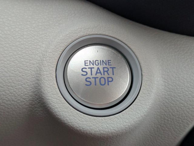 Certified 2026 Hyundai Venue SEL FWD image 26