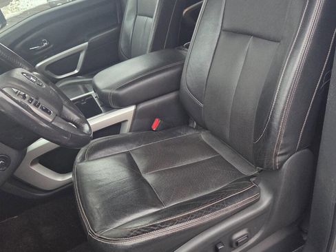 Used 2017 Nissan Titan SL w/ Off-Road Package image 23