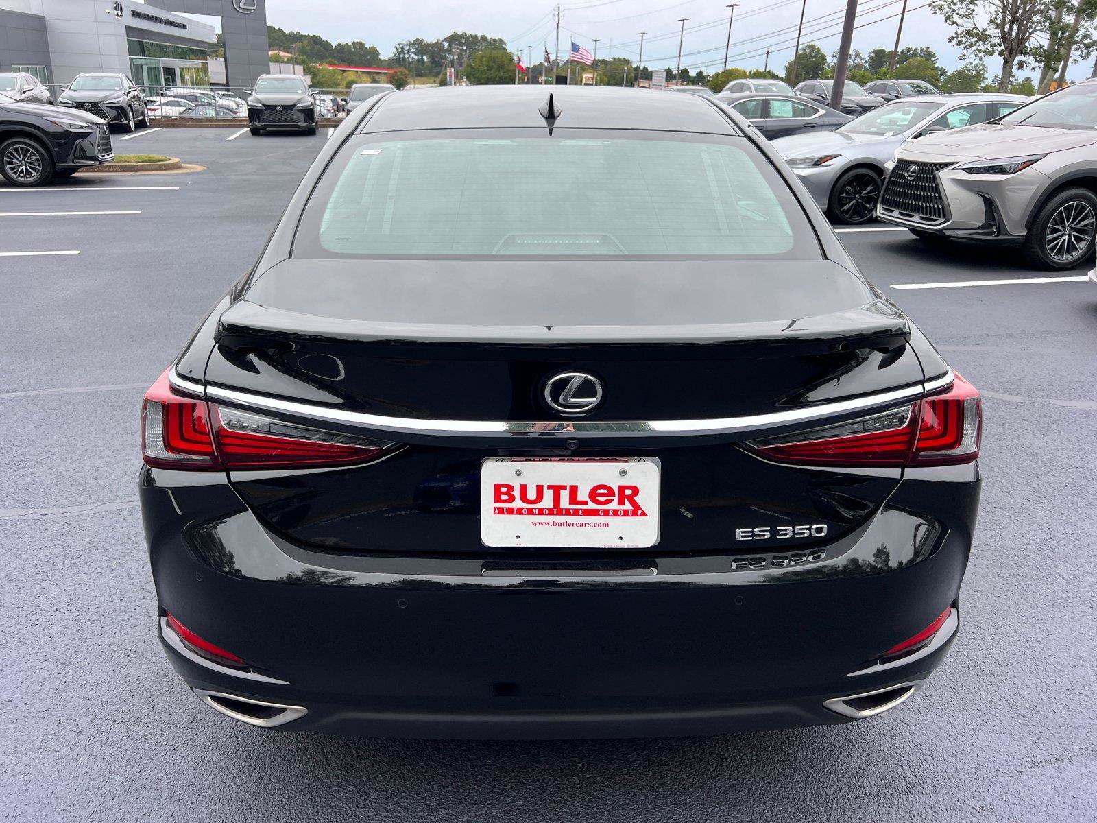 Certified 2024 Lexus ES 350 w/ Technology Package FWD image 6
