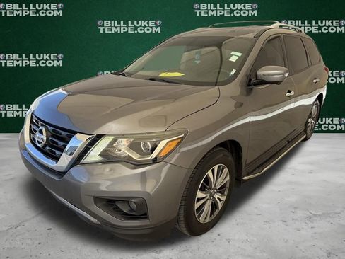 Used 2017 Nissan Pathfinder SL image 8