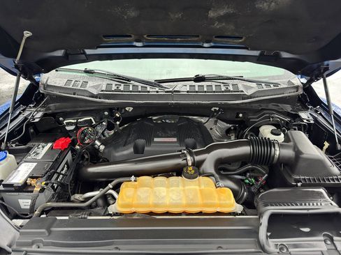 Used 2018 Ford F150 Raptor w/ Equipment Group 802A Luxury image 17