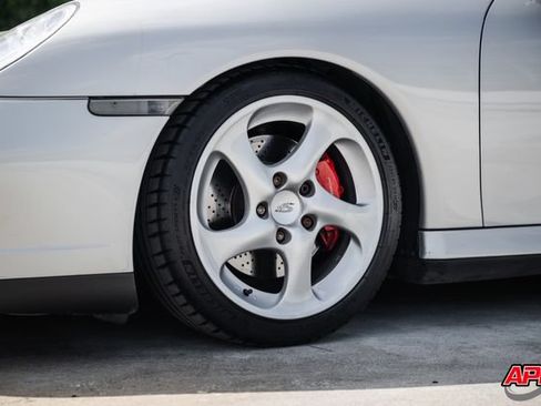 Used 2004 Porsche 911 Carrera 4S AWD/4WD image 35