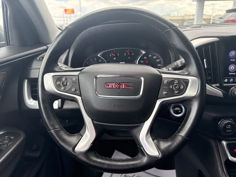 Used 2023 GMC Terrain SLT AWD/4WD image 16