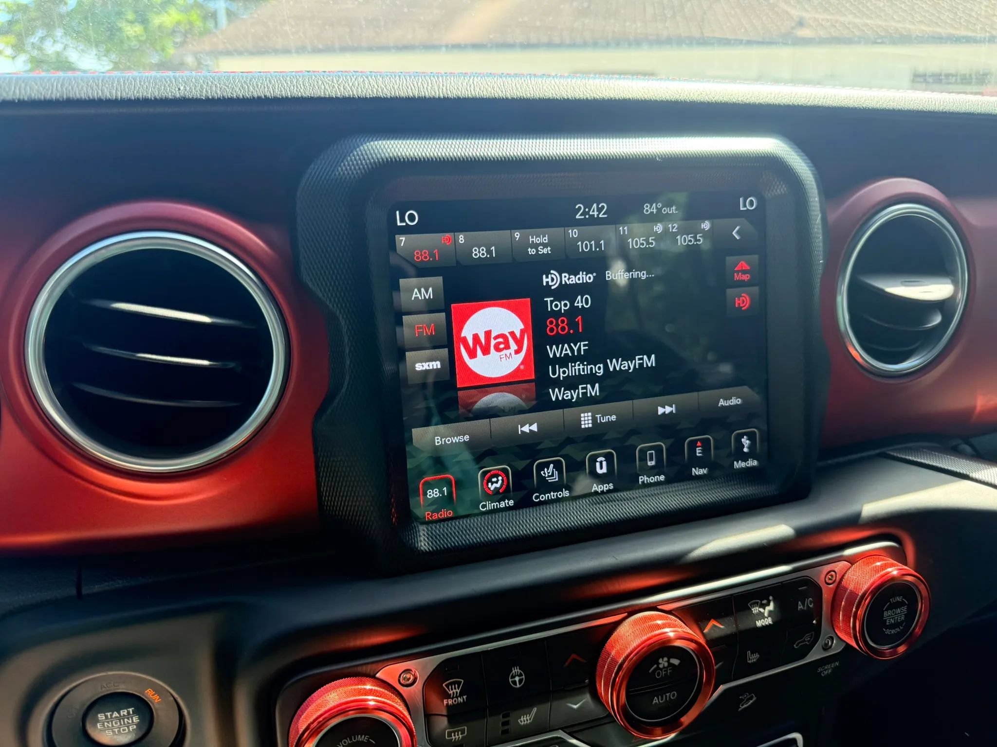 Used 2018 Jeep Wrangler Unlimited Rubicon AWD/4WD image 17