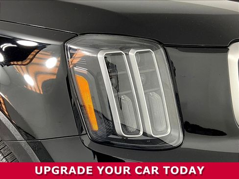 Used 2024 Kia Telluride EX w/ EX Captain's Chair Package FWD image 30