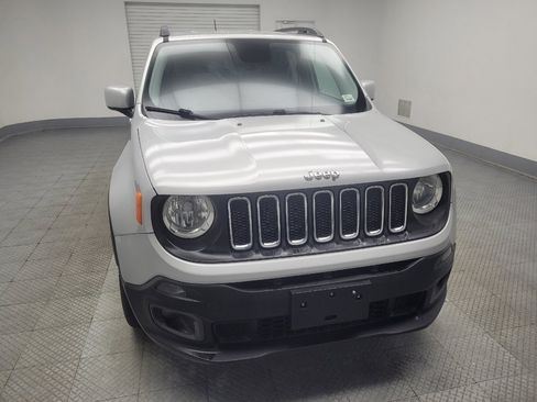 Used 2016 Jeep Renegade Latitude FWD image 14