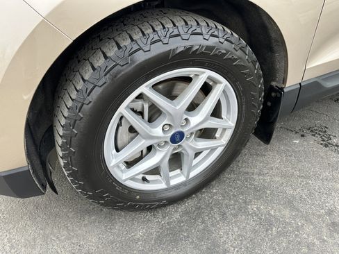 Certified 2021 Ford Edge SEL w/ Convenience Package image 9