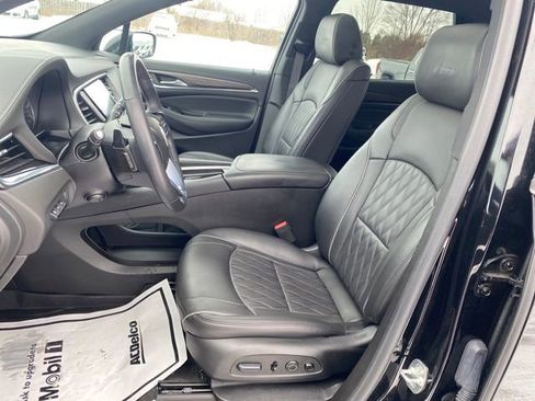 Used 2024 Buick Enclave Avenir w/ Avenir Technology Package image 15