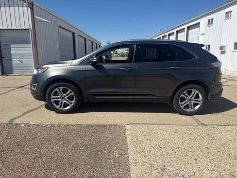 Used 2016 Ford Edge Titanium w/ Technology Package AWD/4WD image 7