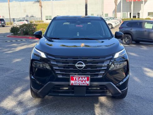 New 2026 Nissan Rogue SV FWD image 3