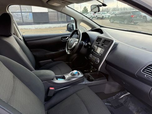 Used 2015 Nissan Leaf S w/ Charge Package image 24