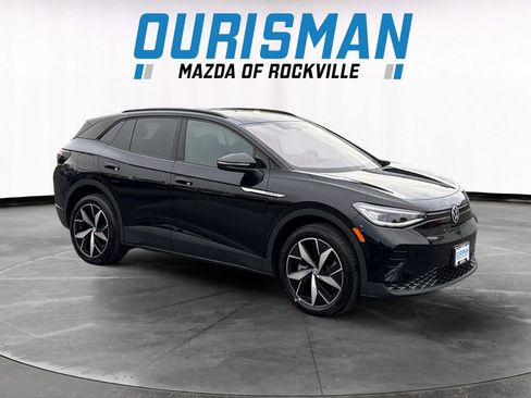 Used 2024 Volkswagen ID.4 Pro S image 1