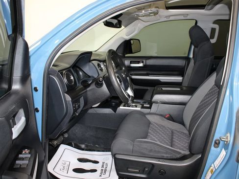 Used 2020 Toyota Tundra SR5 AWD/4WD image 2
