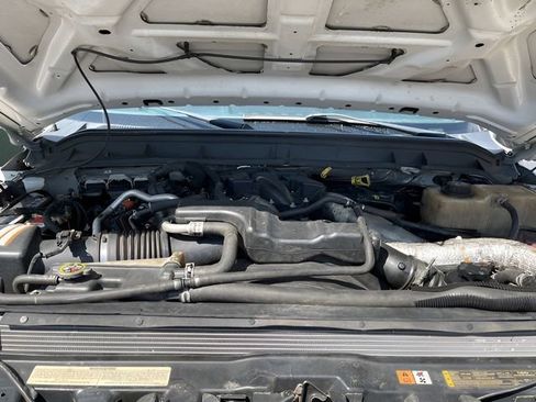 Used 2015 Ford F550 4x4 SuperCab Super Duty image 19