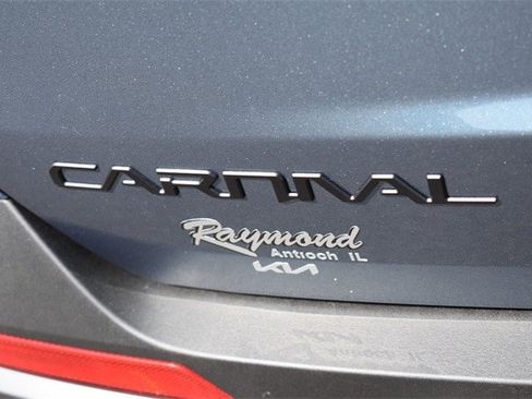 New 2026 Kia Carnival SX Prestige image 18