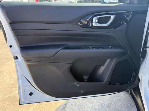 New 2026 Jeep Compass Latitude w/ Quick Order Package 29K image 10