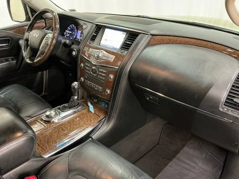 Used 2017 INFINITI QX80 4WD w/ Driver Assistance Package image 20