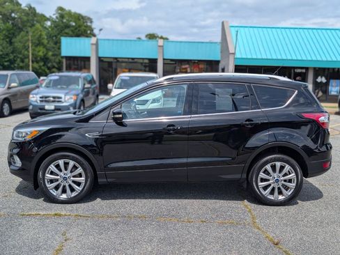 Used 2017 Ford Escape Titanium AWD/4WD image 2