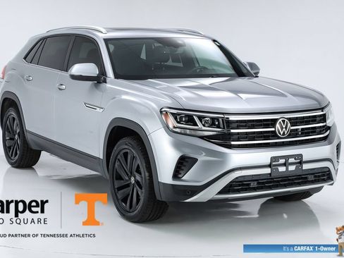 Used 2023 Volkswagen Atlas Cross Sport SE w/ Panoramic Sunroof Package FWD image 15