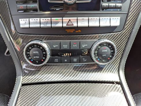 Used 2016 Mercedes-Benz SL 63 AMG image 27