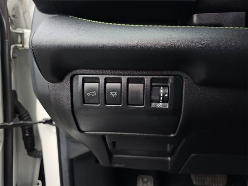 Used 2024 Subaru Ascent Onyx Edition image 29