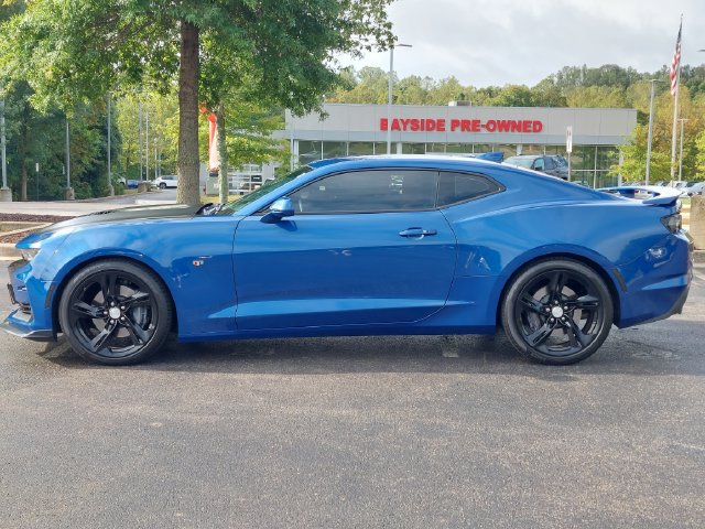 Used 2019 Chevrolet Camaro SS RWD image 6