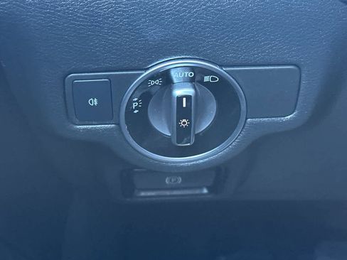 Used 2018 INFINITI QX30 AWD image 30