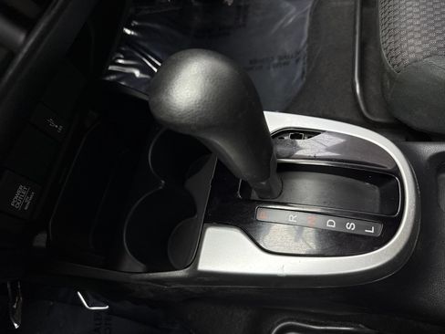 Used 2019 Honda Fit LX image 29