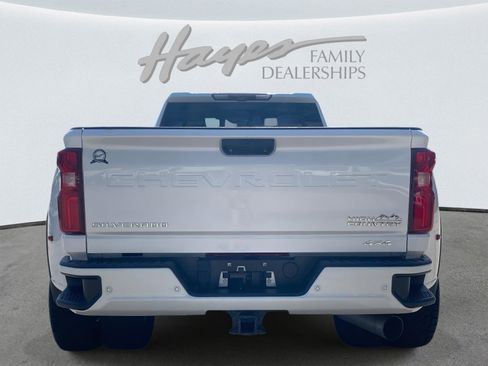 Used 2020 Chevrolet Silverado 3500 High Country image 4