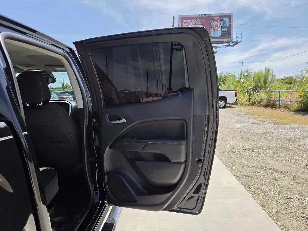 Used 2018 GMC Canyon SLE w/ SLE Convenience Package RWD image 18