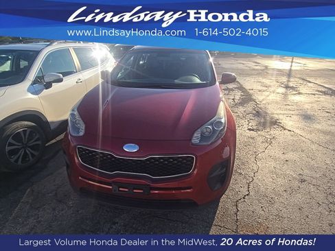 Used 2018 Kia Sportage LX FWD image 2